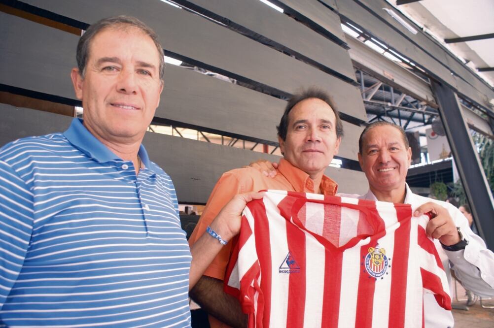 Fernando Quirarte (centro) fue parte del cuadro campeón en 1986-87 (ARCHIVO. EL UNIVERSAL)