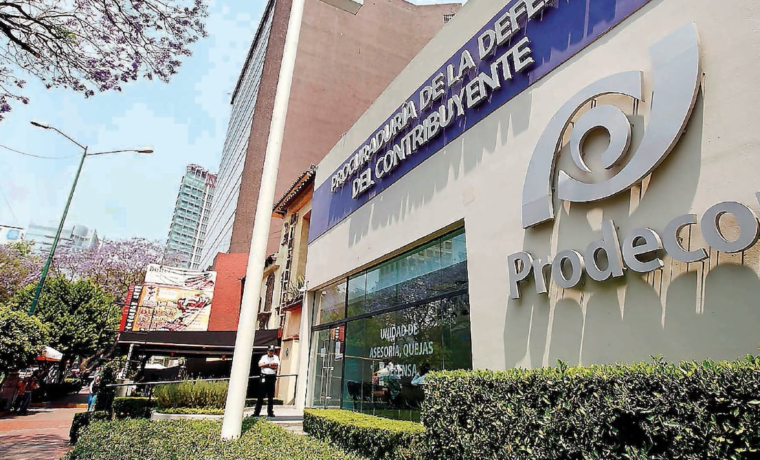 La Prodecon intensificará los canales de atención remota para que se pueda interponer una queja o si se requiere asesoría para la declaración anual 2019. Foto: ARCHIVO EL UNIVERSAL