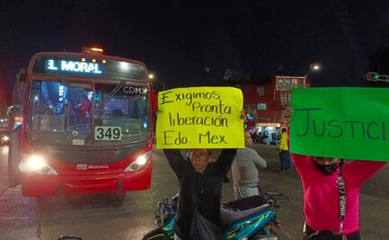 Exigen liberar a joven repartidor detenido en Iztacalco; transportaba paquetes con mensajes de extorsión