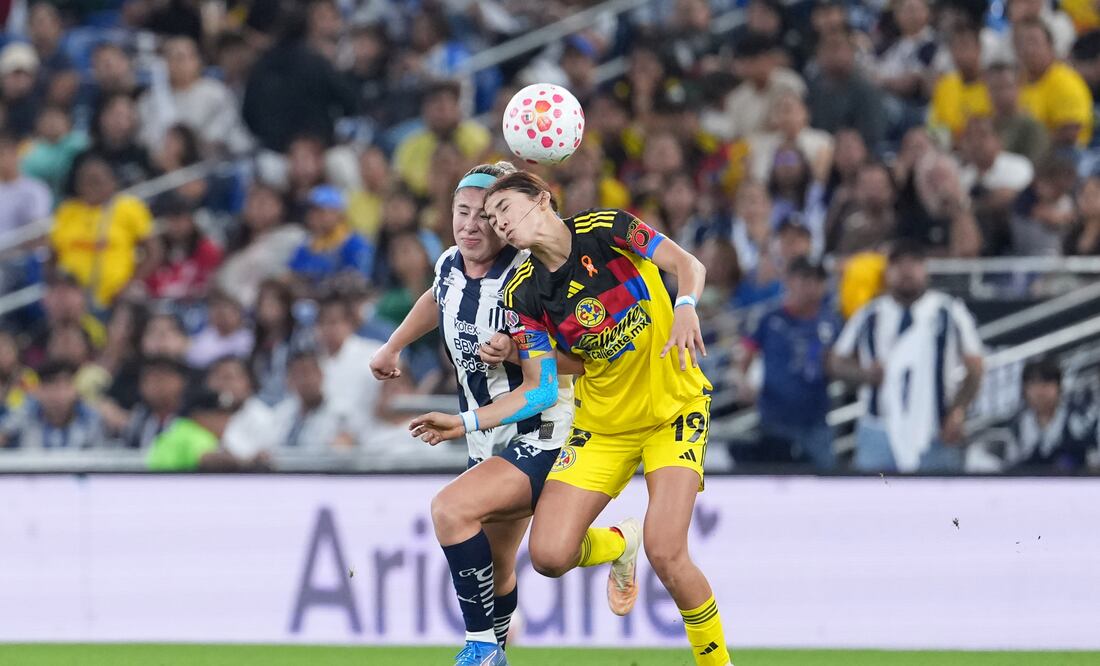 América y Monterrey durante los Cuartos de Final del Apertura 2025 en la Liga MX Femenil - Foto: Imago7