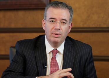 Las golondrinas a Díaz de León