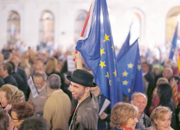 Corte autoriza debate secesionista catalán