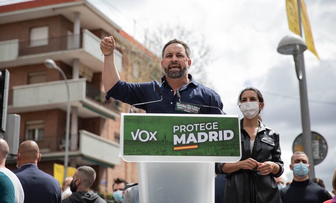 Nacido en Bilbao (País Vasco) en 1976 y licenciado en sociología, el deporte y la familia constituyen sus referencias básicas. Foto: Twitter / @Santi_ABASCAL