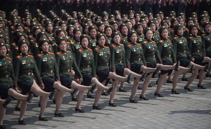 Pyongyang celebra un desfile militar la víspera de los Juegos Olímpicos