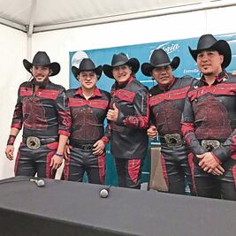 Ni robo de camión detiene a Bronco