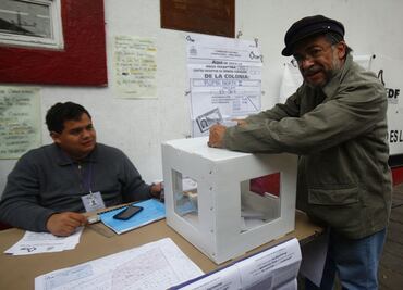 IEDF reporta 100% de mesas instaladas para consulta del CCChapultepec