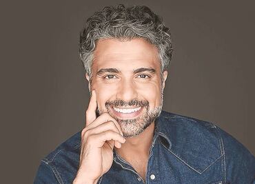 Jaime Camil seduce como Eva