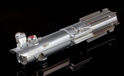 Canal de YouTube crea sable láser de Star Wars que funciona a 2 mil grados centígrados