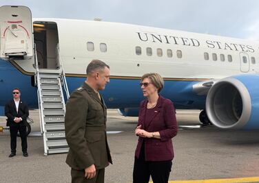 Jefe del Comando Sur de EU visita Venezuela; se reúne con autoridades interinas