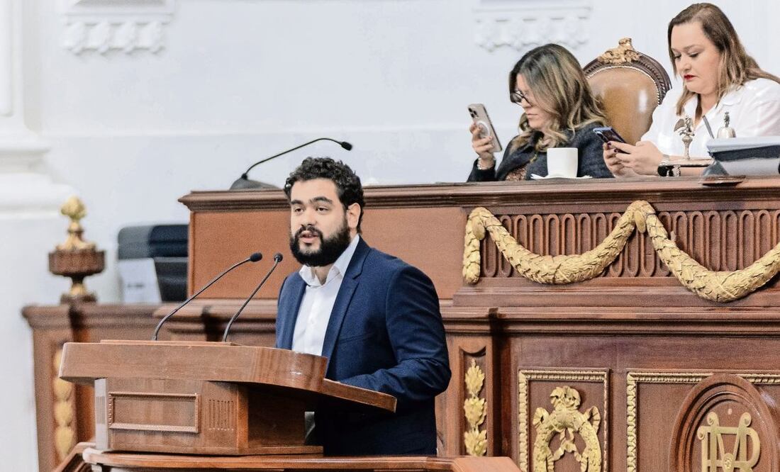 Juan Pablo de Botton, secretario de Administración y Finanzas, dijo que lo recaudado por las licencias permanentes va a un fideicomiso para el fortalecimiento de infraestructura de transporte y movilidad. Foto: Hugo Salvador / EL UNIVERSAL