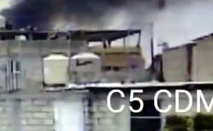 Servicios de emergencia atienden incendio de pastizal en Álvaro Obregón