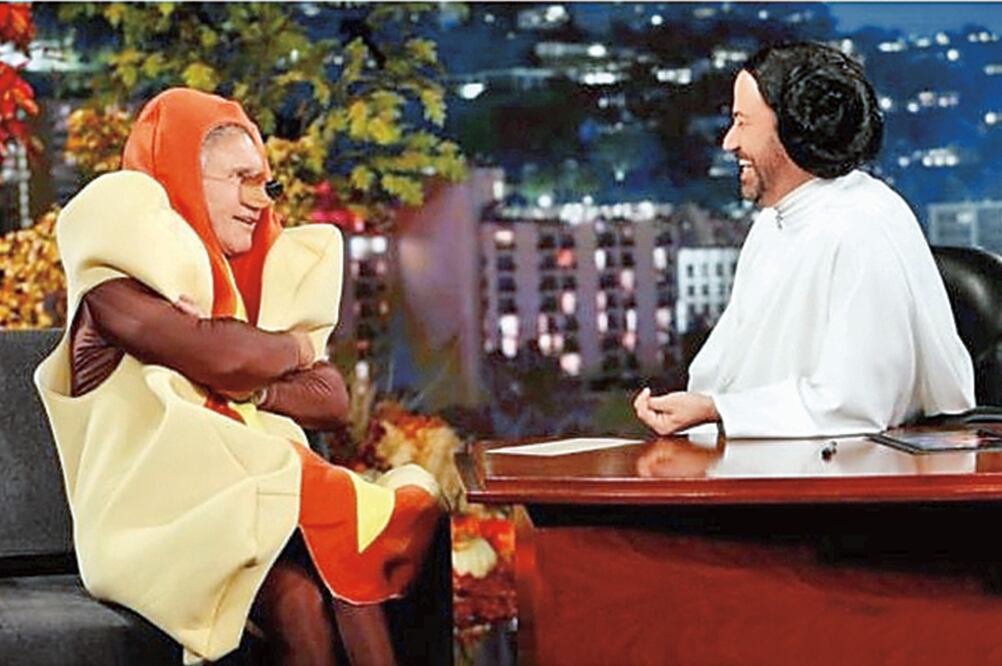 Ford apareció vestido de hot dog a Jimmy Kimmel Live y habló sobre Star Wars: El depertar de la fuerza. TWITTER: JIMMYMIMMELLIVE