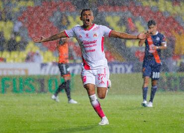 Monarcas derrota al Puebla en la Jornada 13