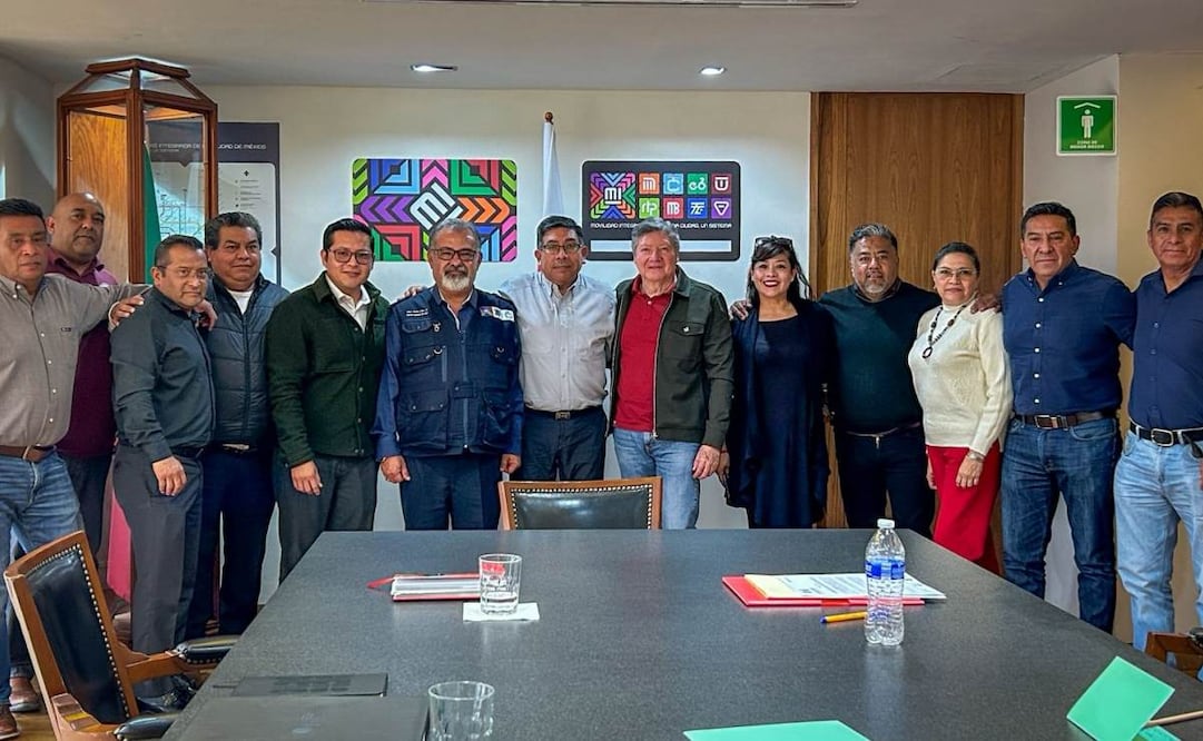 Semovi y Transportes Eléctricos formalizan acuerdo que fortalece condiciones laborales del personal; buscan una movilidad más moderna.
Foto: Especial.