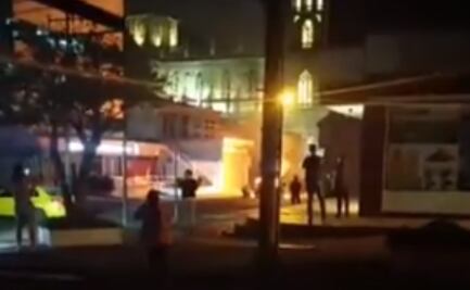 Otra vez Ecuador: reportan explosiones y carros incendiados en Quito