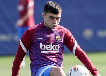 Barcelona renueva a Pedri con una exorbitante cláusula