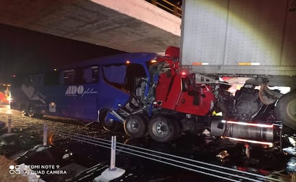 Choque entre autobús y tractocamión deja 15 heridos en la autopista Puebla-Veracruz