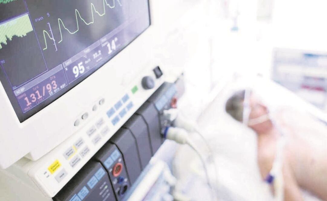 Uno de los casos que la CNDH revisó fue el de un paciente en Zacatecas, quien ingresó con dolor abdominal, pero al no aplicarle los medios terapéuticos empeoró. Foto: ARCHIVO EL UNIVERSAL