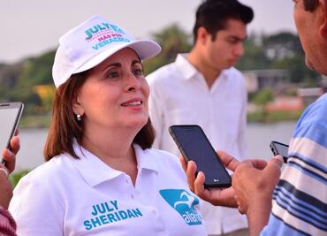 July Sheridan arranca campaña por Veracruz en Minatitlán