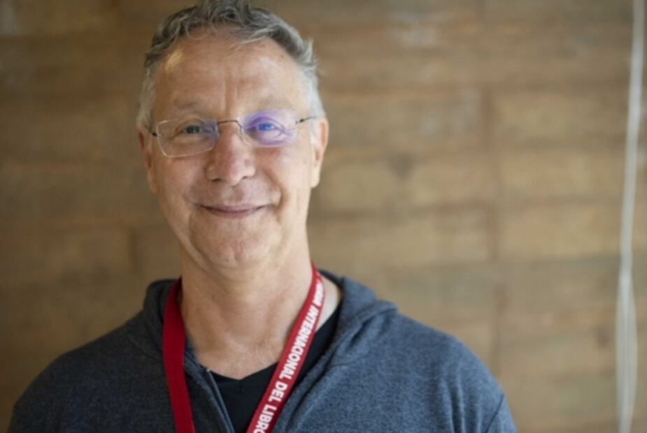 Ivar da Coll: "los escritores de literatura infantil somos los teloneros de los textos más complejos que leerán los niños en el futuro"