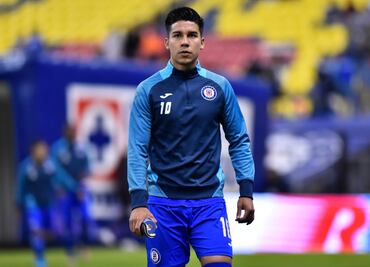 "Pol" Fernández ya no regresa al Cruz Azul