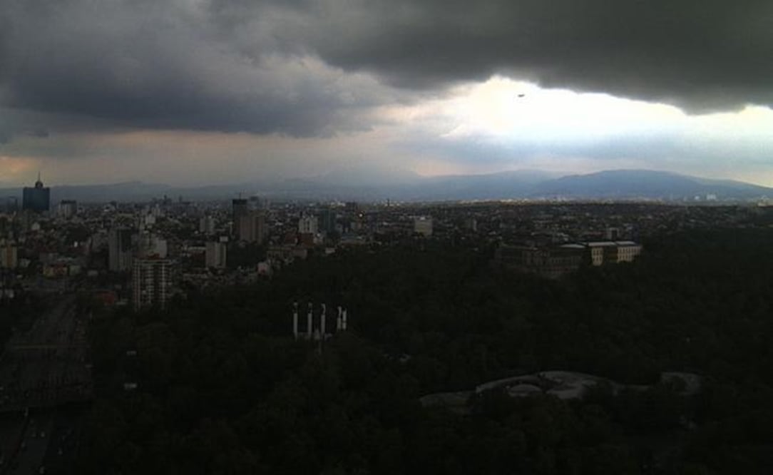 It's not so bad in Álvaro Obregón, Coyoacán, Cuauhtémoc, Iztacalco, Venustiano Carranza, Gustavo A. Madero, Miguel Hidalgo and Iztapalapa. (Photo: Webcams de México)