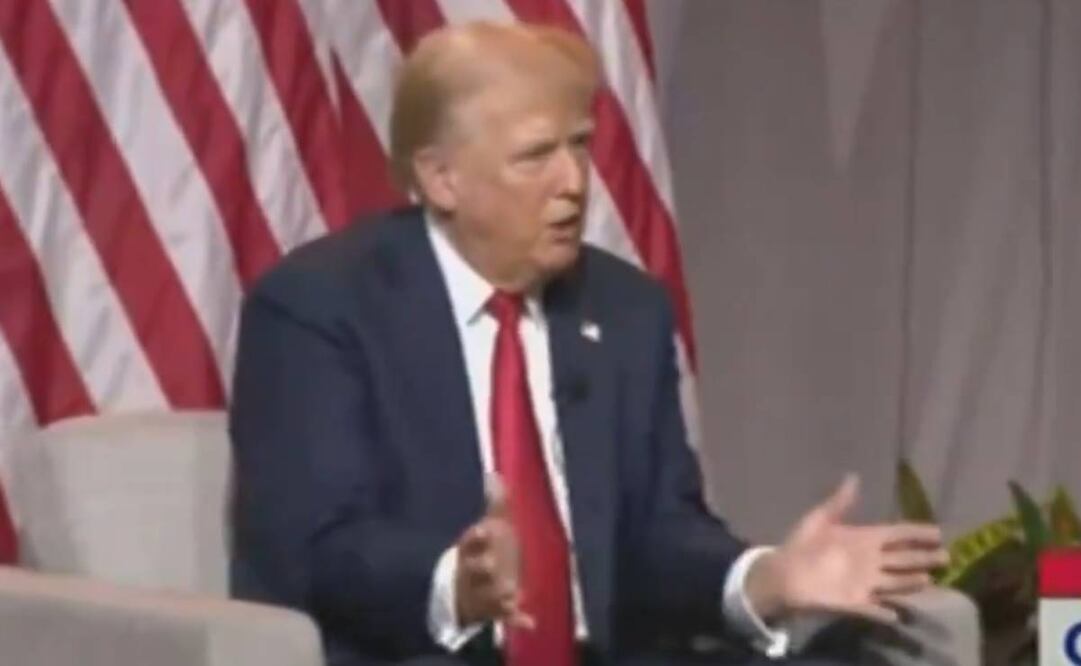 "Se volvió negra", dijo el expresidente sobre la vicepresidenta durante un encuentro con periodistas afroamericanos en esa ciudad del este estadounidense. Foto: Captura tomada de video