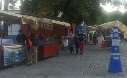 Suspenden a funcionarios por autorizar colocación de puestos en vía pública en centro de Coyoacán