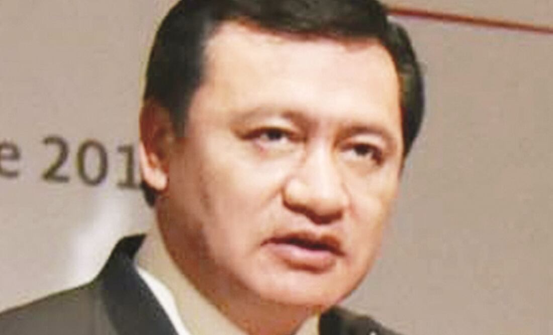 En el marco del Acto Público de Reconocimiento de Responsabilidad, el Secretario de Gobernación, Miguel Ángel Osorio Chong, afirmó hoy que en la construcción de un México de desarrollo, igualdad, justicia y respeto, el diálogo enriquece y es el primer paso para avanzar en el camino de la concordia y del entendimiento. FOTO SEGOB