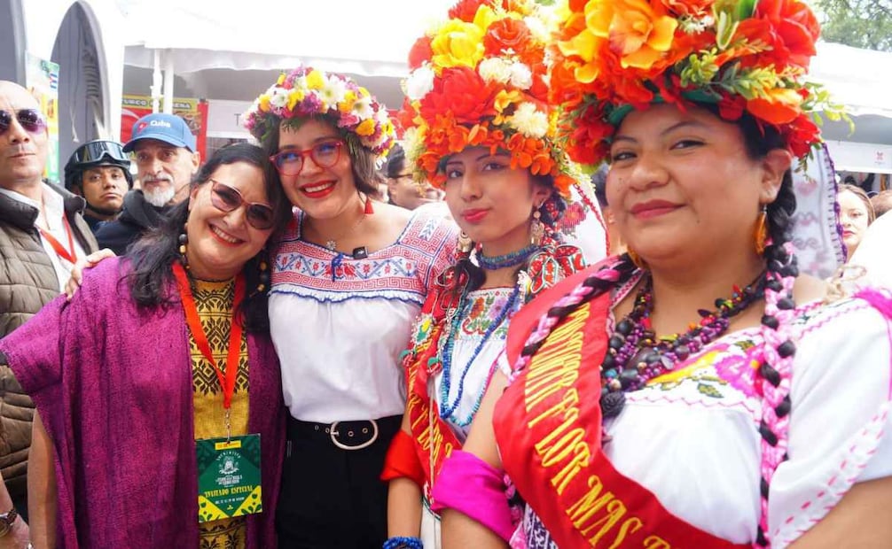 Inaugura alcaldesa de Xochimilco fiesta de La Flor Más Bella del Ejido. Foto: Especiales.