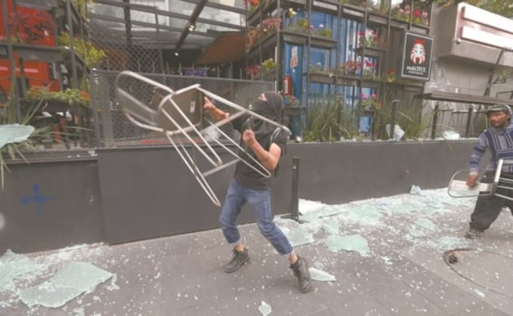 Comercios de la CDMX se levantan tras vandalismo