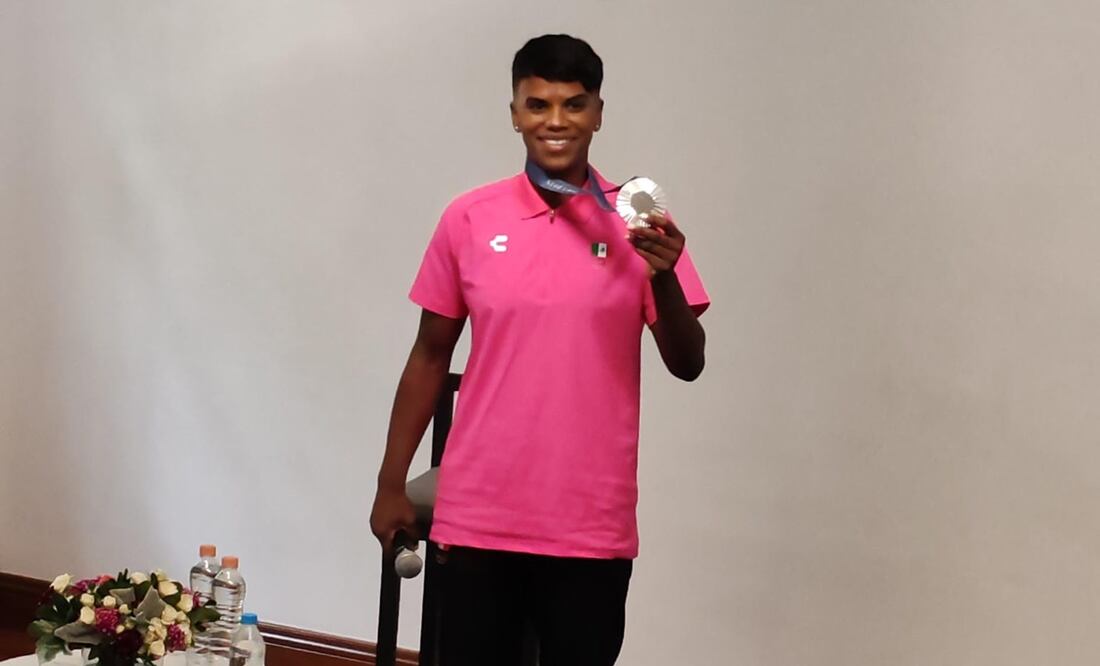 Prisca Awiti en conferencia de prensa - Foto: Óscar Torres/ EL UNIVERSAL