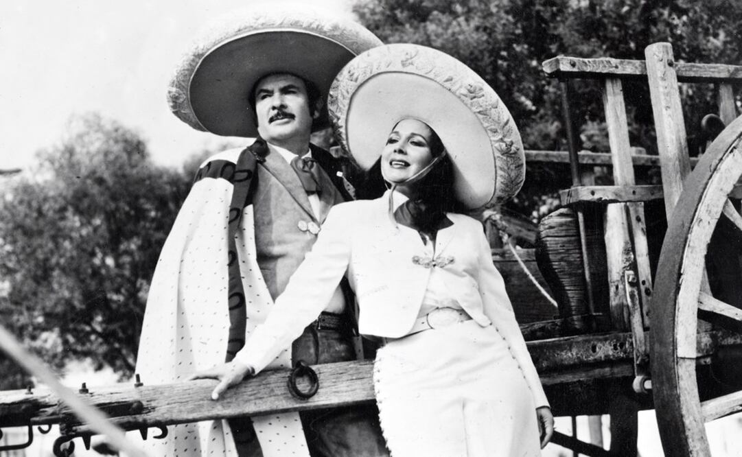 Antonio Aguilar y Flor Silvestre, de la amistad al amor. Foto: Archivo EL UNIVERSAL.