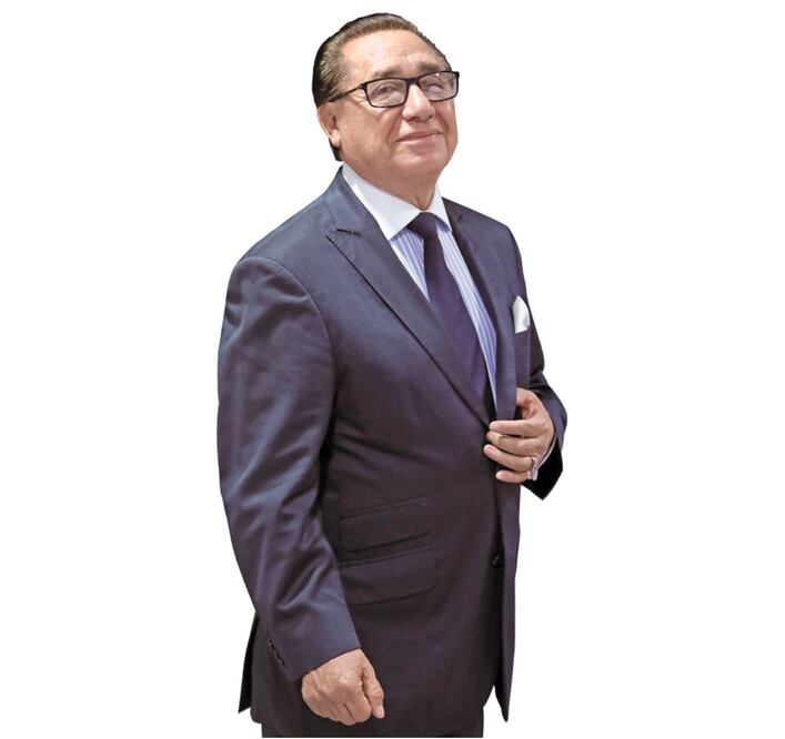 Interpreta “Caricias nuevas”, de Martín Urieta. Foto/Ivan Stephens. El Universal