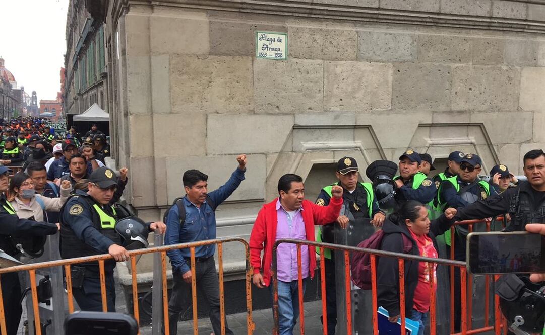 CNTE acuerda mesa con Gobernación. Foto: Alberto Morales / EL UNIVERSAL
