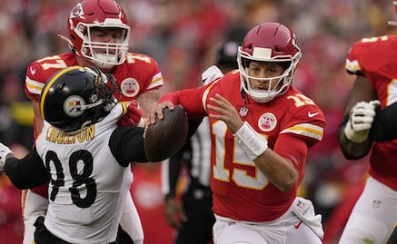 Los Chiefs vencen a Steelers y se coronan en el Oeste de la AFC