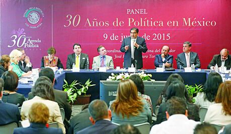 Sociedad, alejada de los partidos, señalan