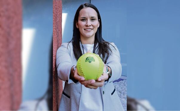 Daniela Leal, directora de la Liga Mexicana de Softbol, en la Asociación de Equipos Profesionales de Béisbol de la Liga Mexicana. Foto: Fernanda Rojas / EL UNIVERSAL