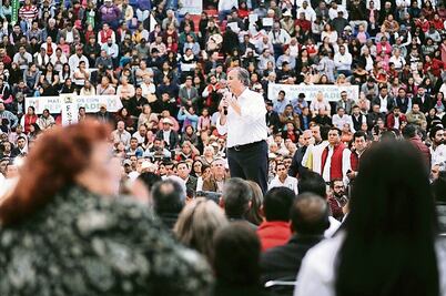 Bienes incautados al crimen, a becas estudiantiles: Meade