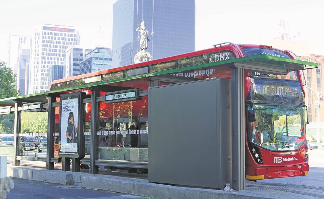 Cambios en el horario del Metrobús. Foto: EL UNIVERSAL