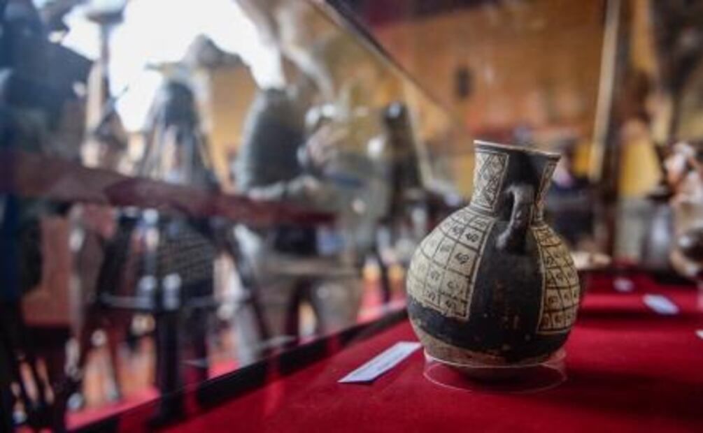 Perú recupera piezas arqueológicas tras haber sido sacadas de manera ilegal