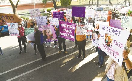 Exigen imputar feminicidio en el caso de Adriana