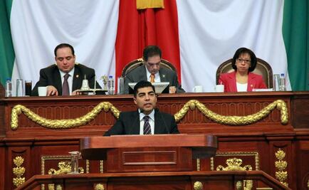 Inicia comparecencia de secretario de Finanzas del DF