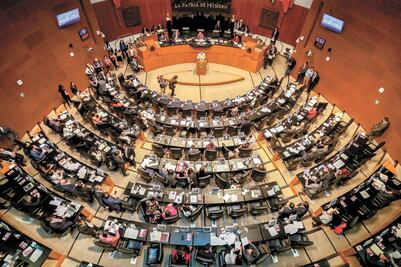 Senado rechaza las 4 ternas para la CRE