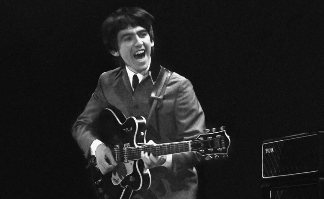 George Harrison pagó más de cien mil dólares para personalizar su auto  FOTO: ARCHIVO