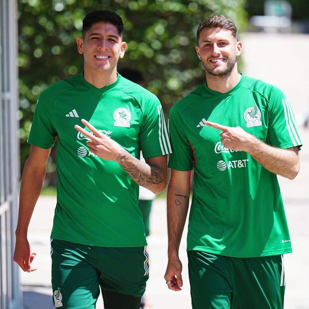 Edson Álvarez y Santiago Giménez durante los entrenamientos de la Selección Mexicana - Foto: @miseleccionmx en Instagram