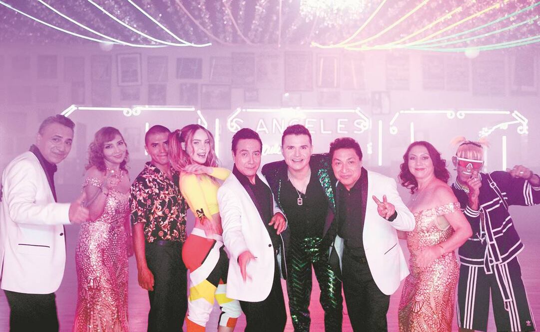 Belinda y Los Ángeles Azules. Foto: Especial