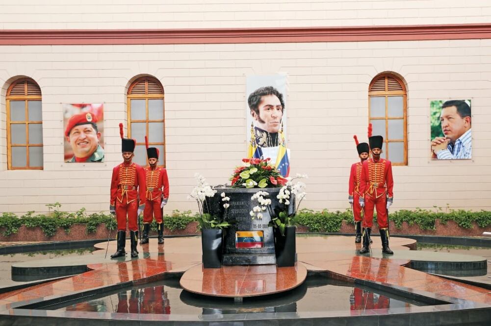 El Cuartel de la Montaña desde 2013 es el mausoleo y museo dedicado a Hugo Chávez. Su situación contrasta con la de los otros museos del Estado, muchos de los cuales están abandonados (JORGE SERRATOS. EL UNIVERSAL)