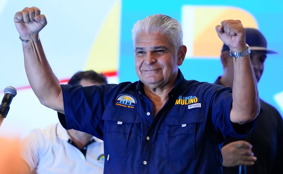 El candidato presidencial, José Raúl Mulino, celebra tras ganar las elecciones generales, en Ciudad de Panamá, el domingo 5 de mayo de 2024. Foto: AP/Matías Delacroix