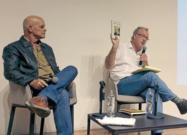 “No escribo para los libros de historia”